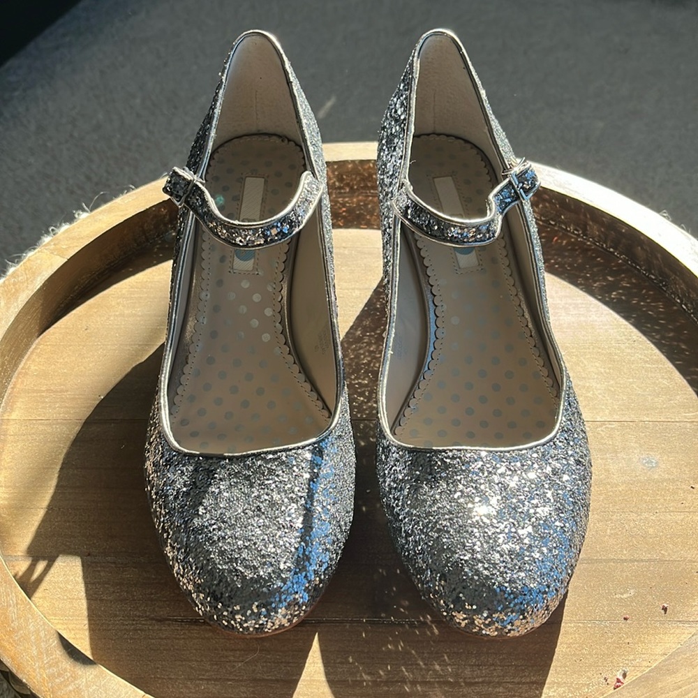 New! BEAUTIFUL Boden glitter Mary Jane.